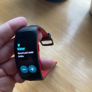 Samsung Gear Fit2 Pro / Black and red / medium / waterproof / charger included